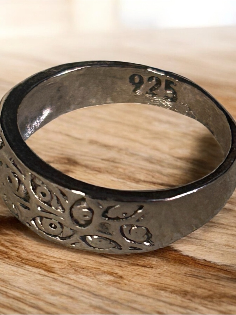 Sterling 925 Multi-Eye Engraved Wedding-style Band Ring